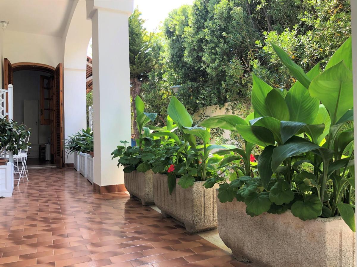 B&B Il Villino Torre Dell'Orso Bagian luar foto
