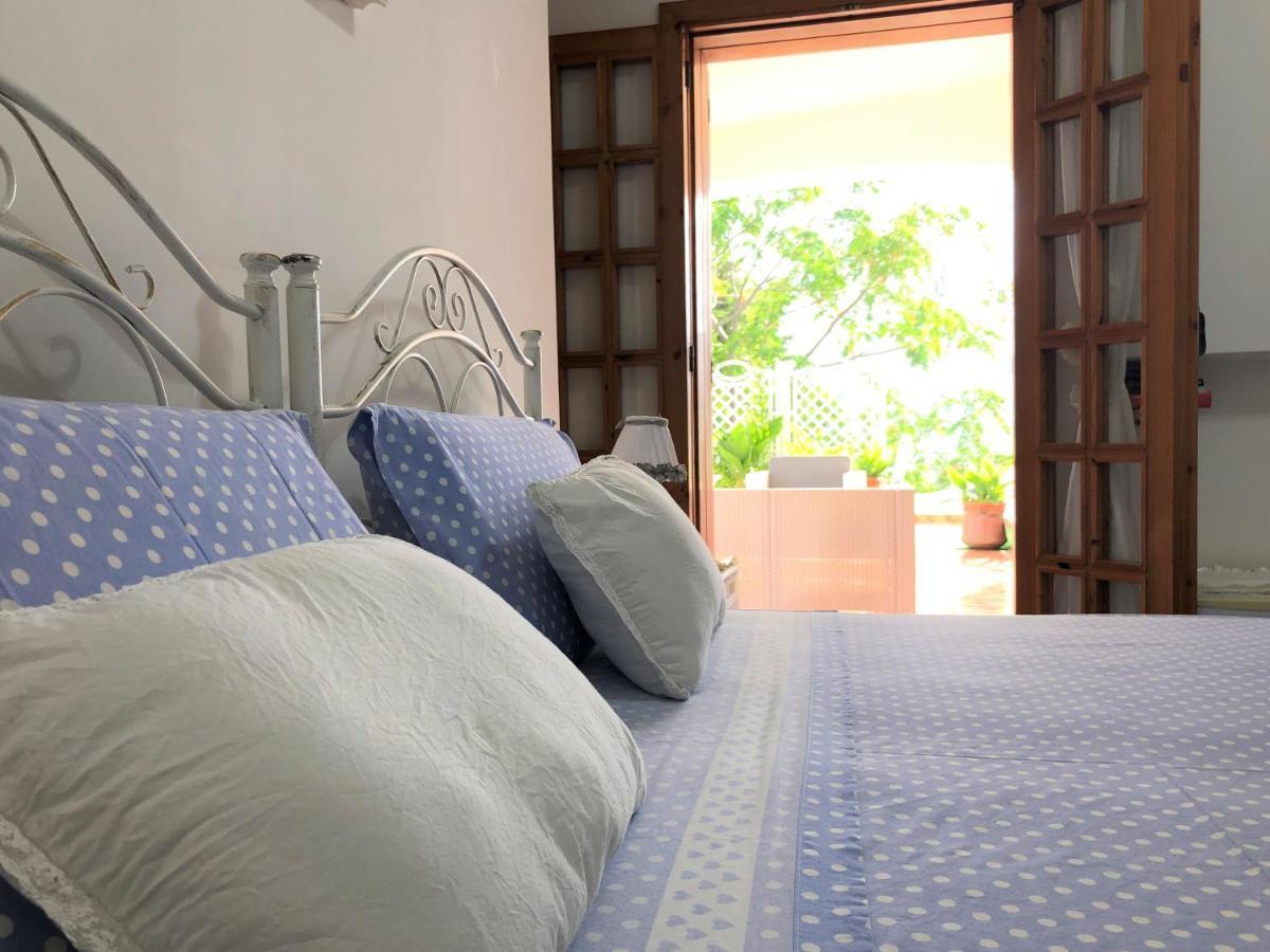B&B Il Villino Torre Dell'Orso Bagian luar foto